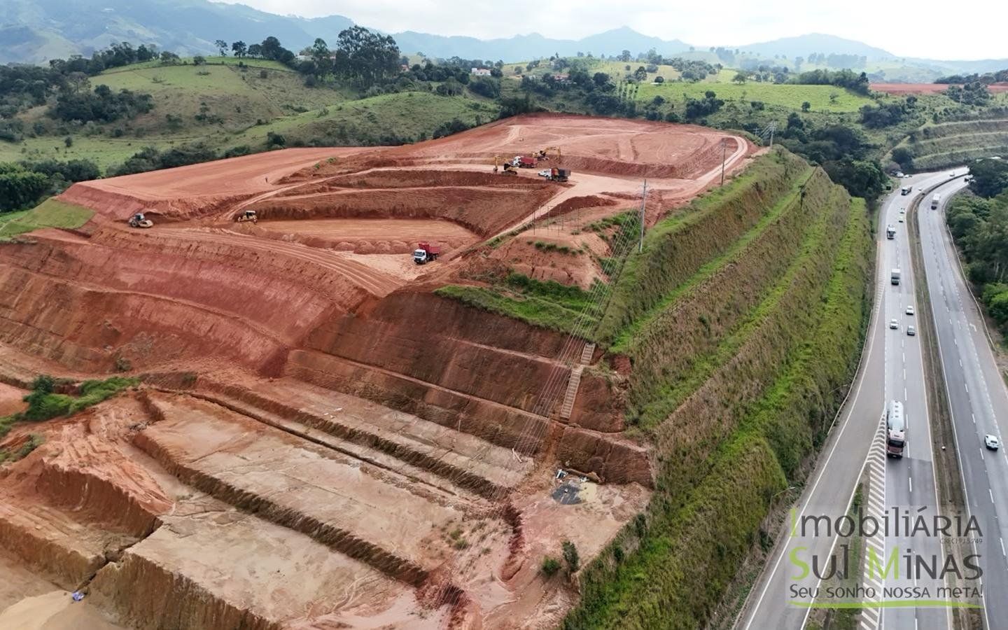 Área Industrial à Venda no Sul de Minas – 62.000 m² de Platô Pronto na rotatória (7)