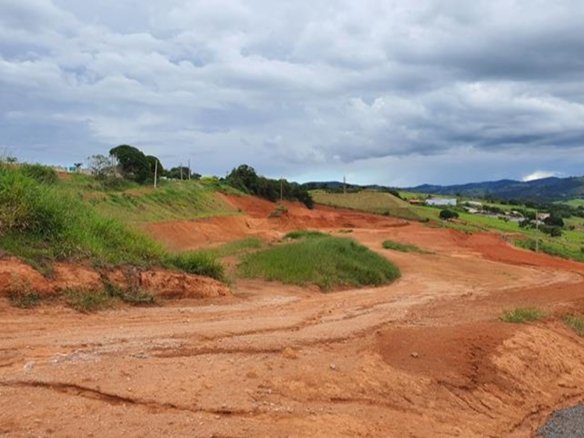 Área Industrial a venda em Cambuí MG medindo 34.231 m² Cod 1283 (1)