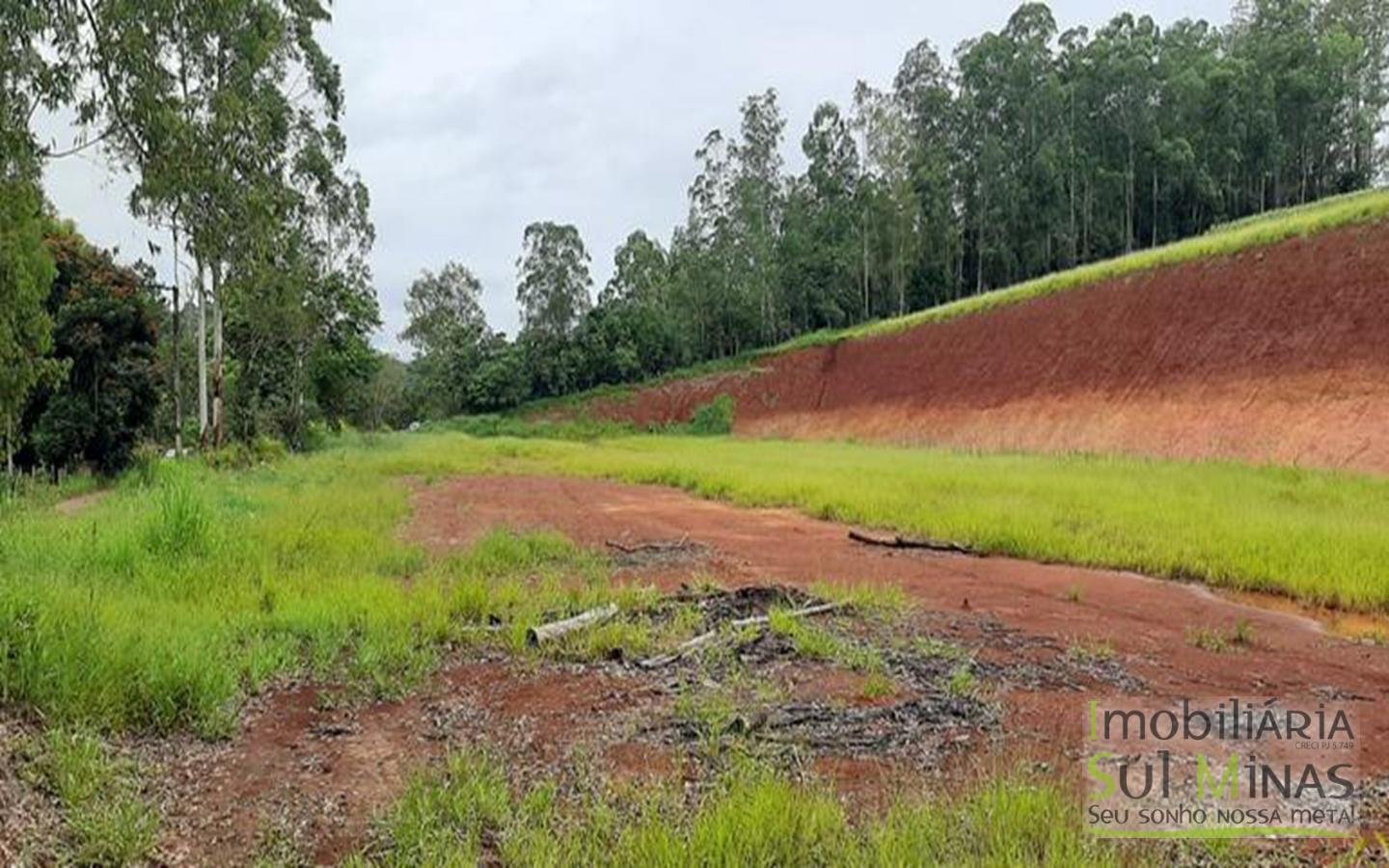 Área Industrial de 12.000 m² à Venda em Estiva MG Cód. 1413 (12) Área Industrial de 12.000 m² à Venda em Estiva MG Cód. 1413 (12)