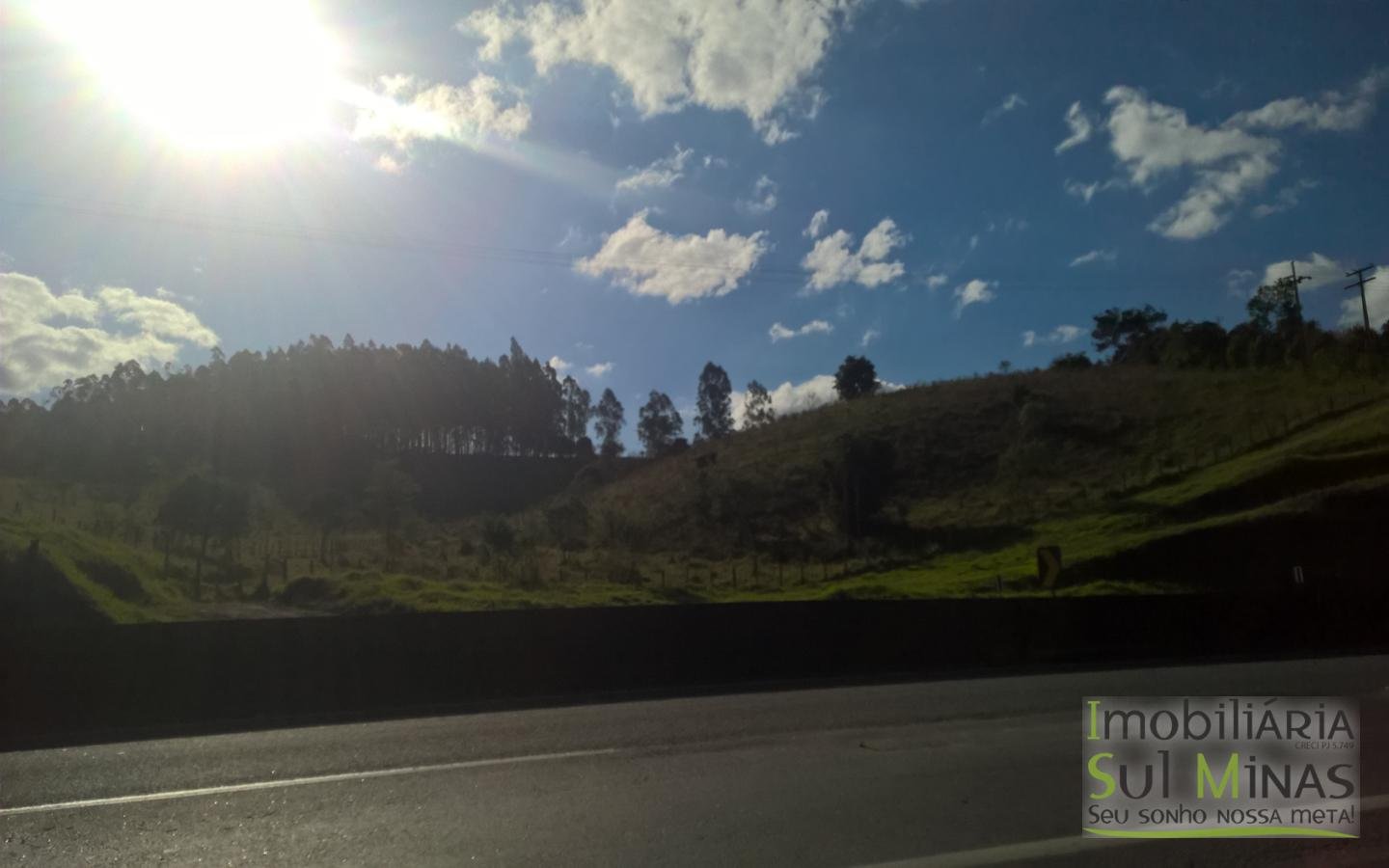 Área Industrial em Cambuí MG nas Margens da Fernão Dias Cod 1029 (3)