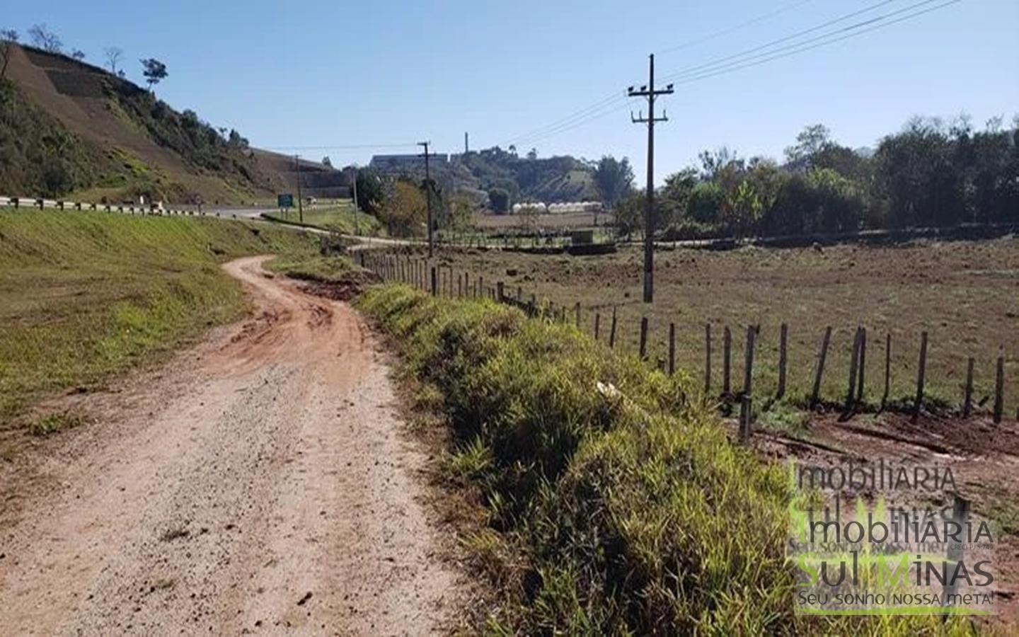 Área a venda de 6.000 m² em Cambuí (4)