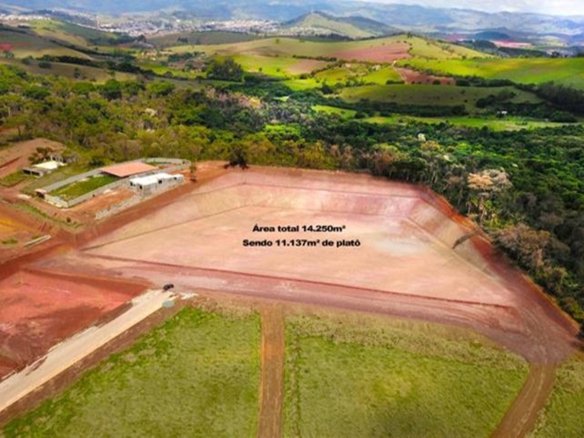 Área industrial a venda em Cambuí MG de 14.250 m² Cod. 1381