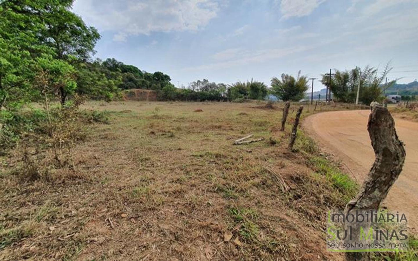 Área industrial a venda no Sul de Minas nas Margens da Rodovia Cod. 1358 (1)