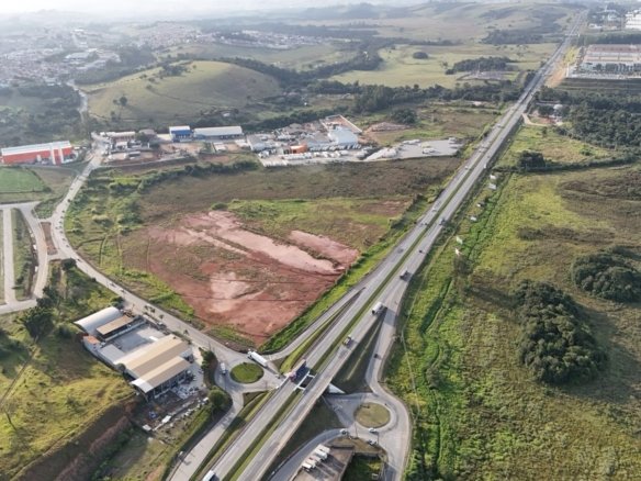 Área industrial de 73.000 m² À Venda em Pouso AlegreMG cod2487 (2)