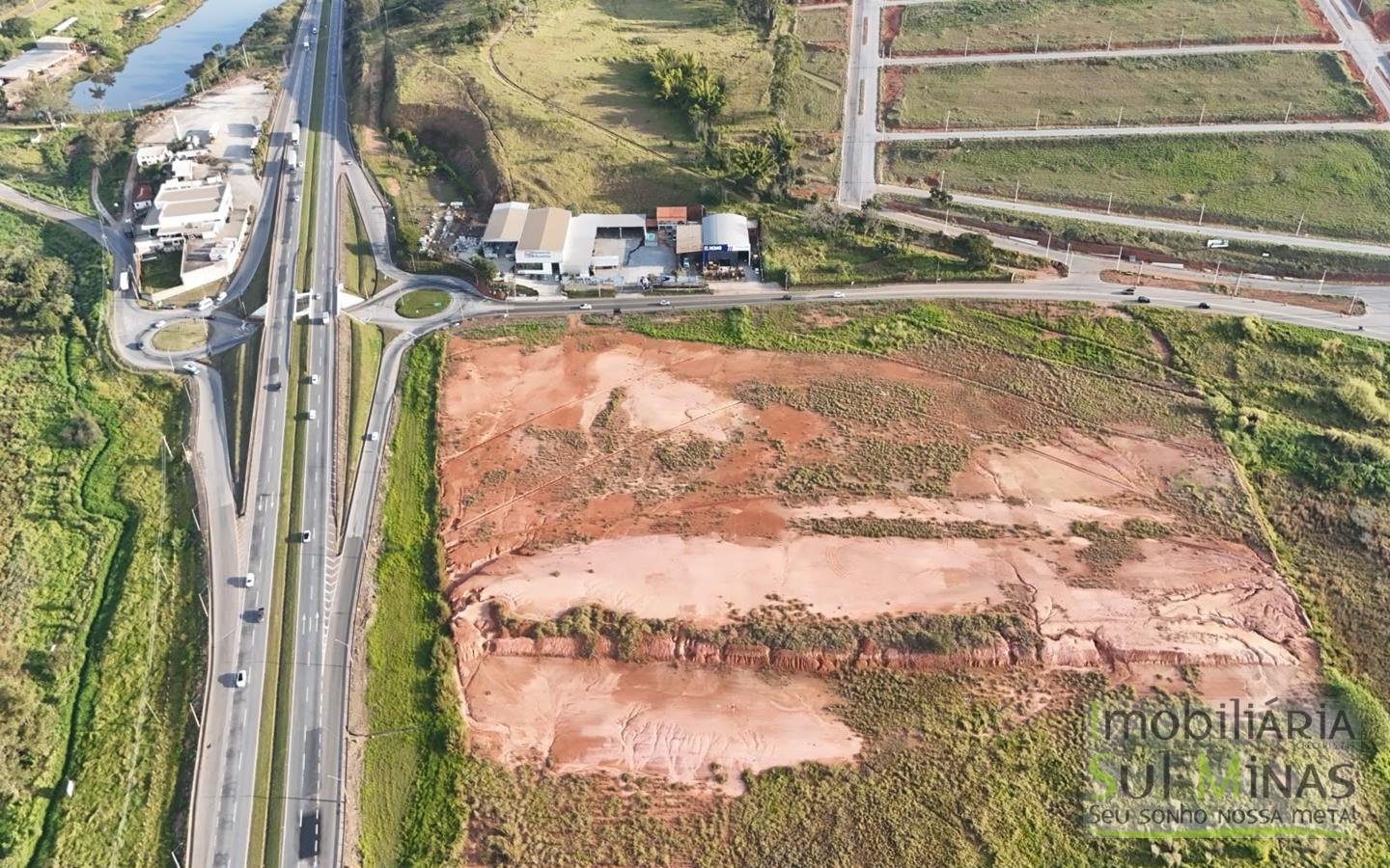 Área industrial de 73.000 m² À Venda em Pouso AlegreMG cod2487 (6)