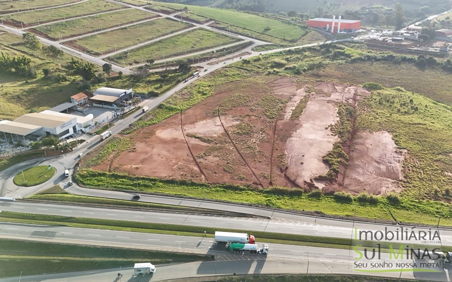 Área industrial de 73.000 m² À Venda em Pouso AlegreMG cod2487 (8)