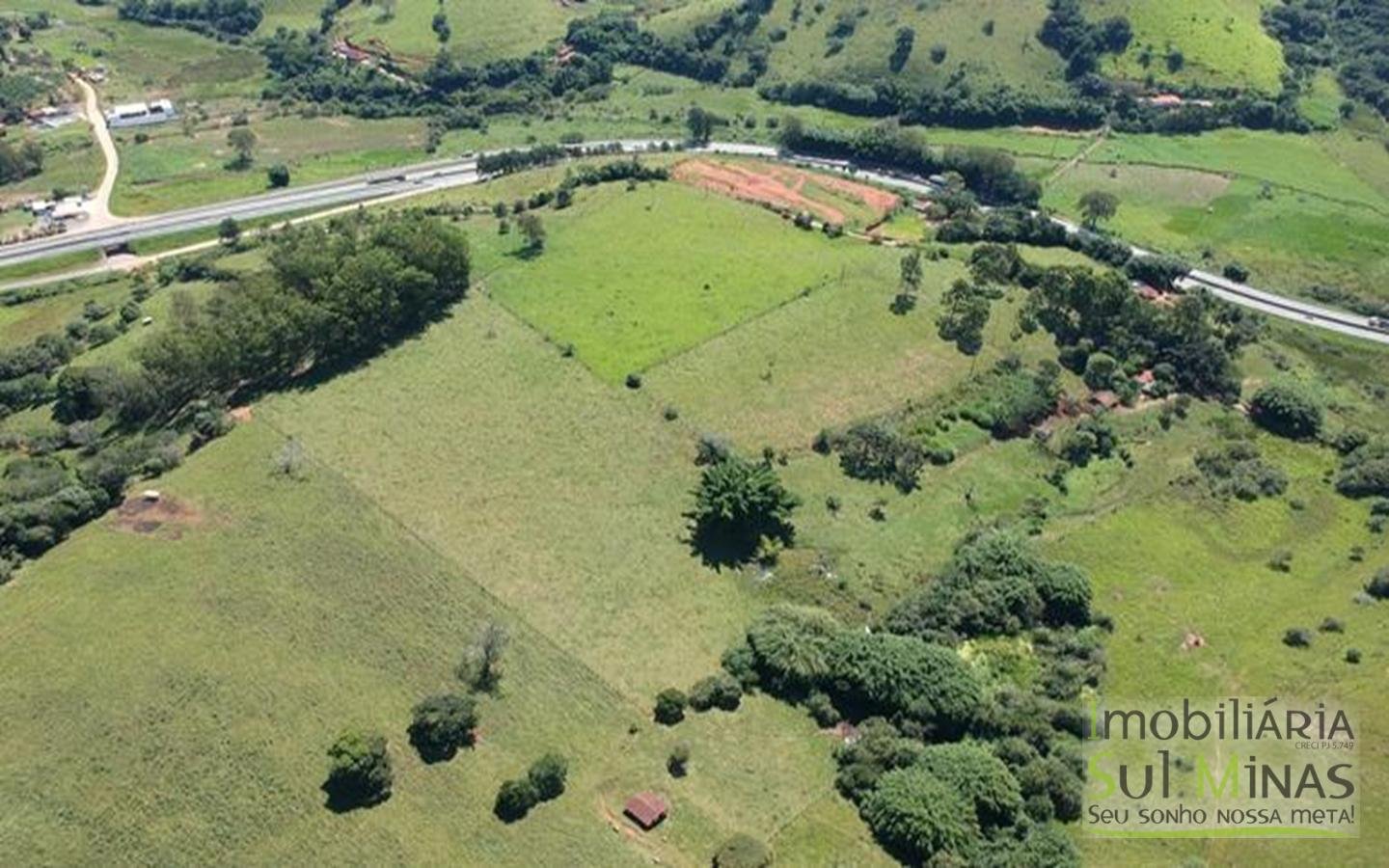 Área o industrial em Cambuí MG  no Sul de Minas com Ótima Topografia Cód. 1651 (2)