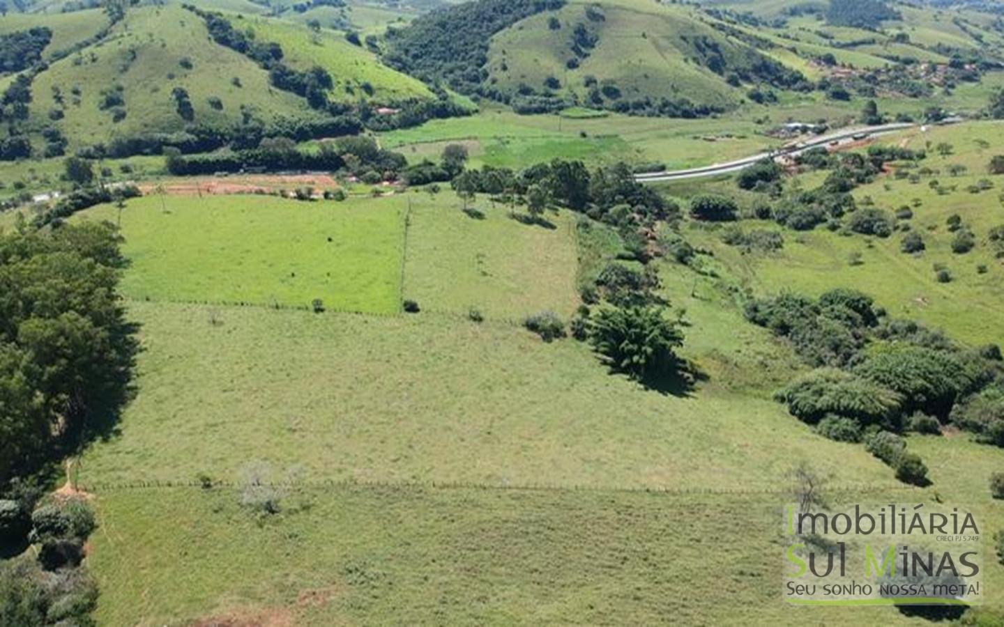 Área o industrial em Cambuí MG  no Sul de Minas com Ótima Topografia Cód. 1651 (8)