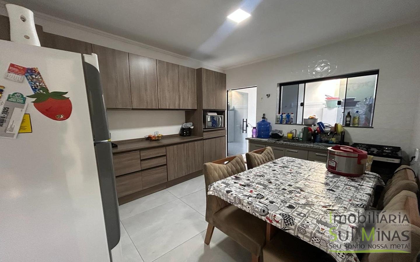 Casa Aconchegante com 3 Quartos em Ótima Localização À Venda em Cambuí MGcod2491 (3)