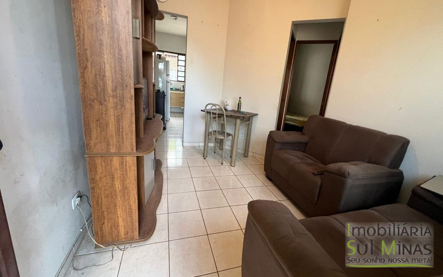 Casa Plana Próxima ao Centro de Cambuí MG À Venda COD2475 (4)