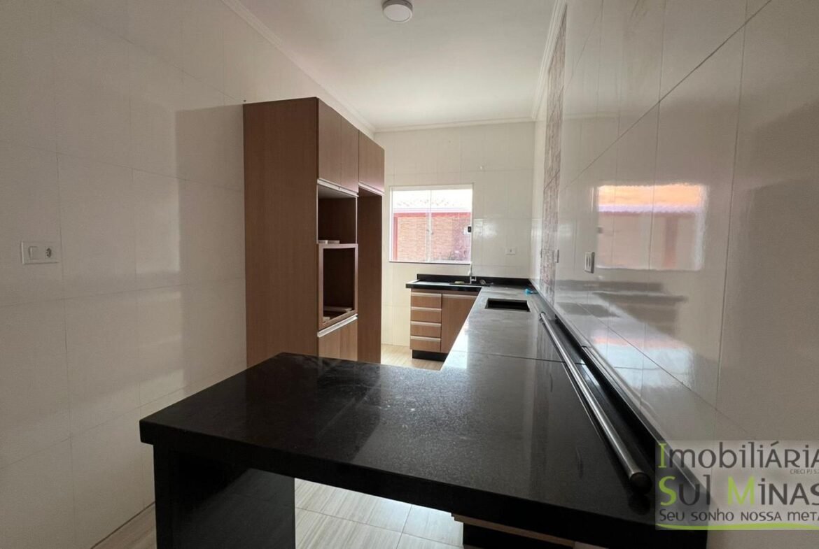 Casa plana com area de lazer a venda em Cambui MG cod2488 11