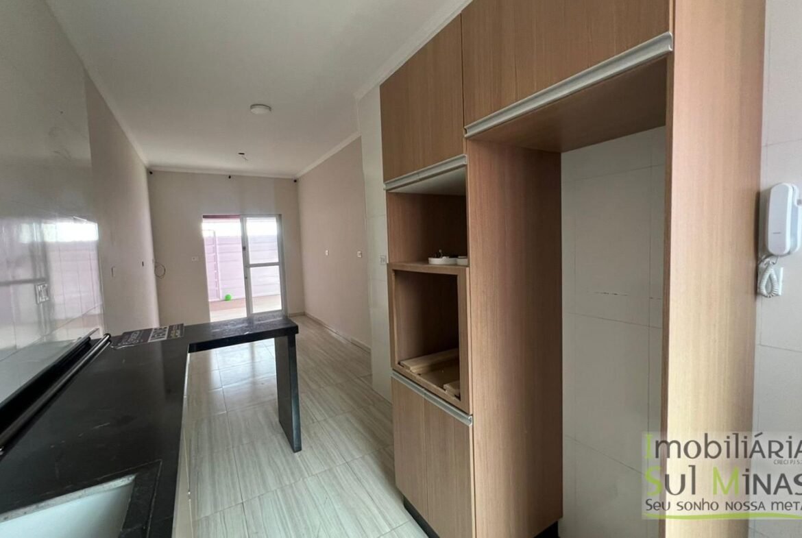 Casa plana com area de lazer a venda em Cambui MG cod2488 13