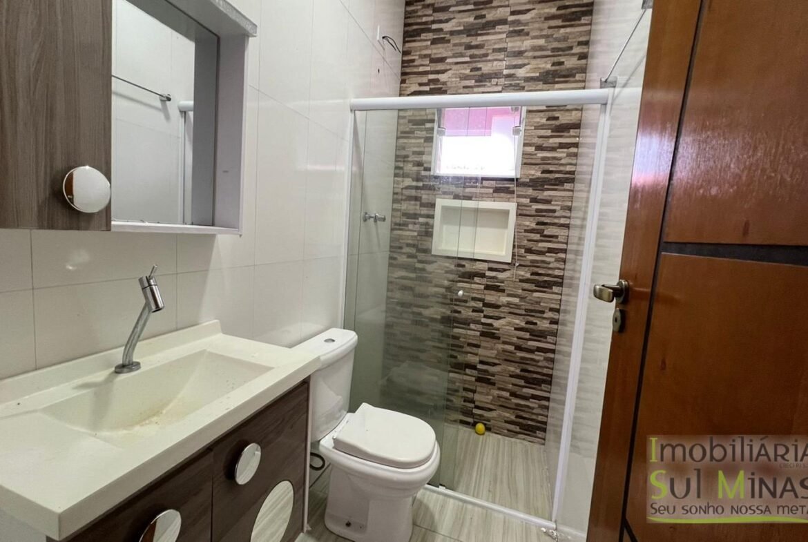 Casa plana com area de lazer a venda em Cambui MG cod2488 5