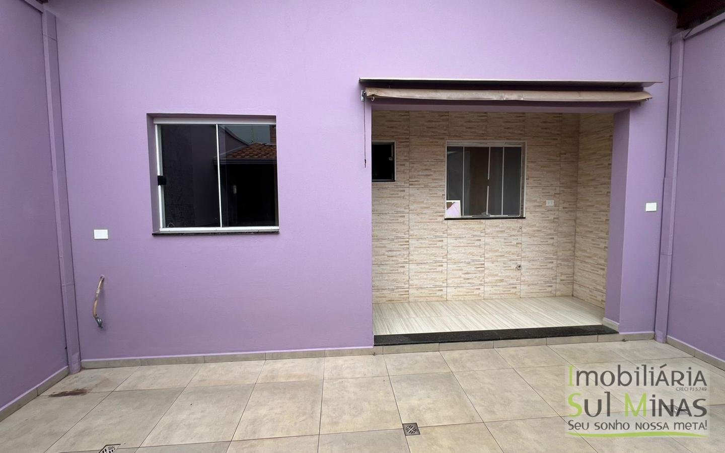 Casa plana com área de lazer a venda em Cambui MG cod2488 (6)