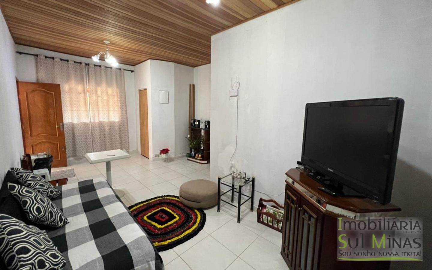 Chácara de 10.027m ² À Venda em Camanducaia apenas 3km da Fernão Dias cod2477 (2)