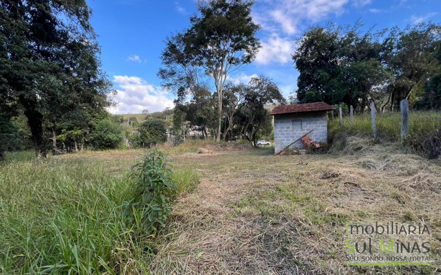 Chácara de 10.027m ² À Venda em Camanducaia apenas 3km da Fernão Dias cod2477 (20)