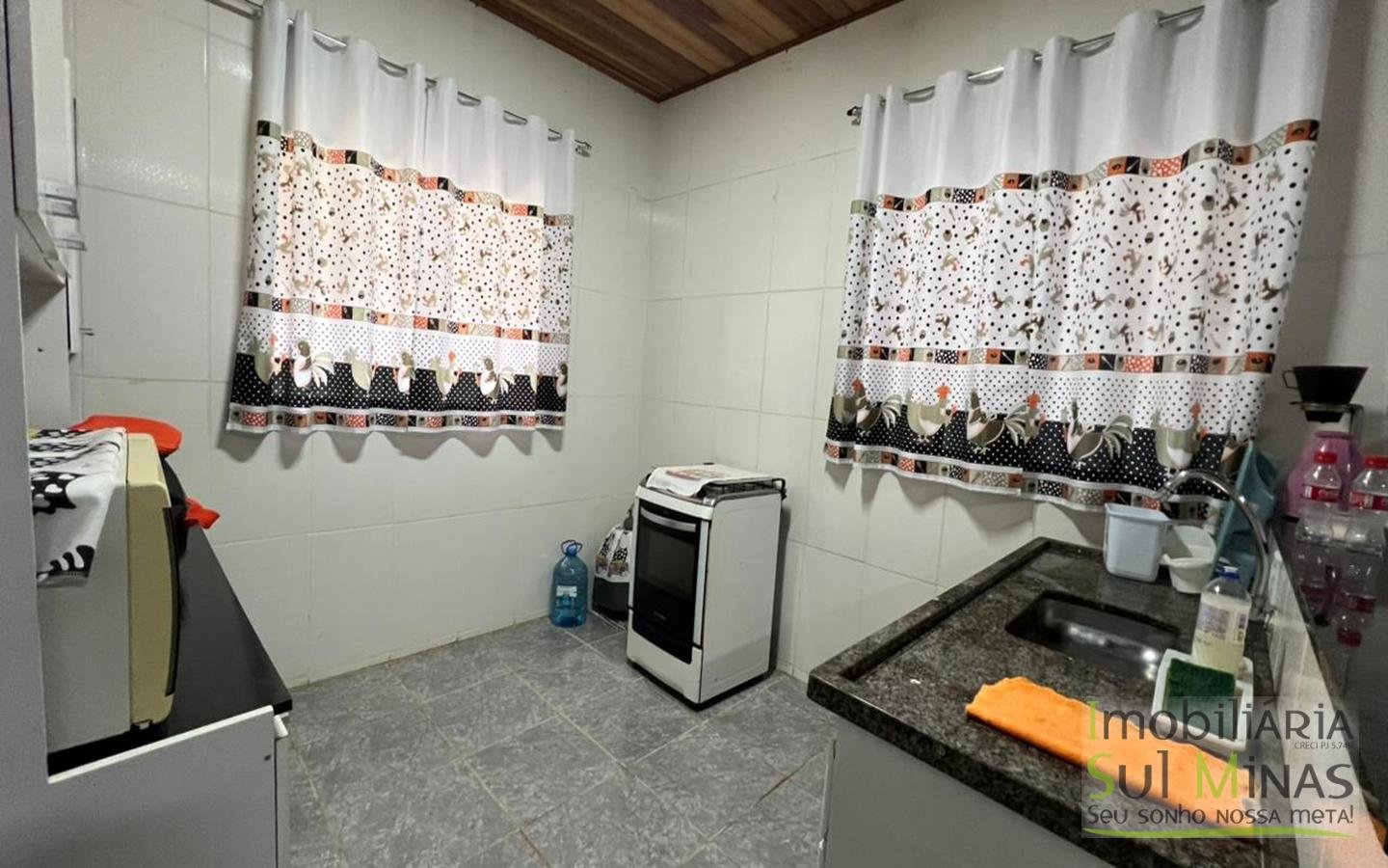 Chácara de 10.027m ² À Venda em Camanducaia apenas 3km da Fernão Dias cod2477 (25)