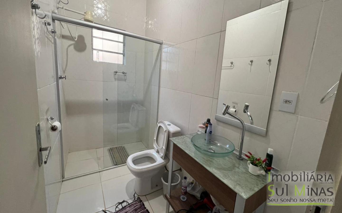 Chácara de 10.027m ² À Venda em Camanducaia apenas 3km da Fernão Dias cod2477 (31)
