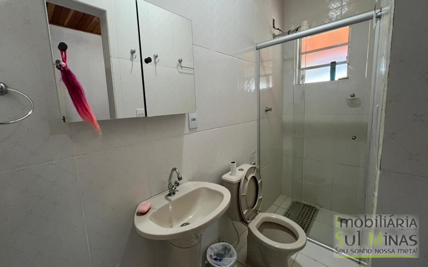 Chácara de 10.027m ² À Venda em Camanducaia apenas 3km da Fernão Dias cod2477 (33)