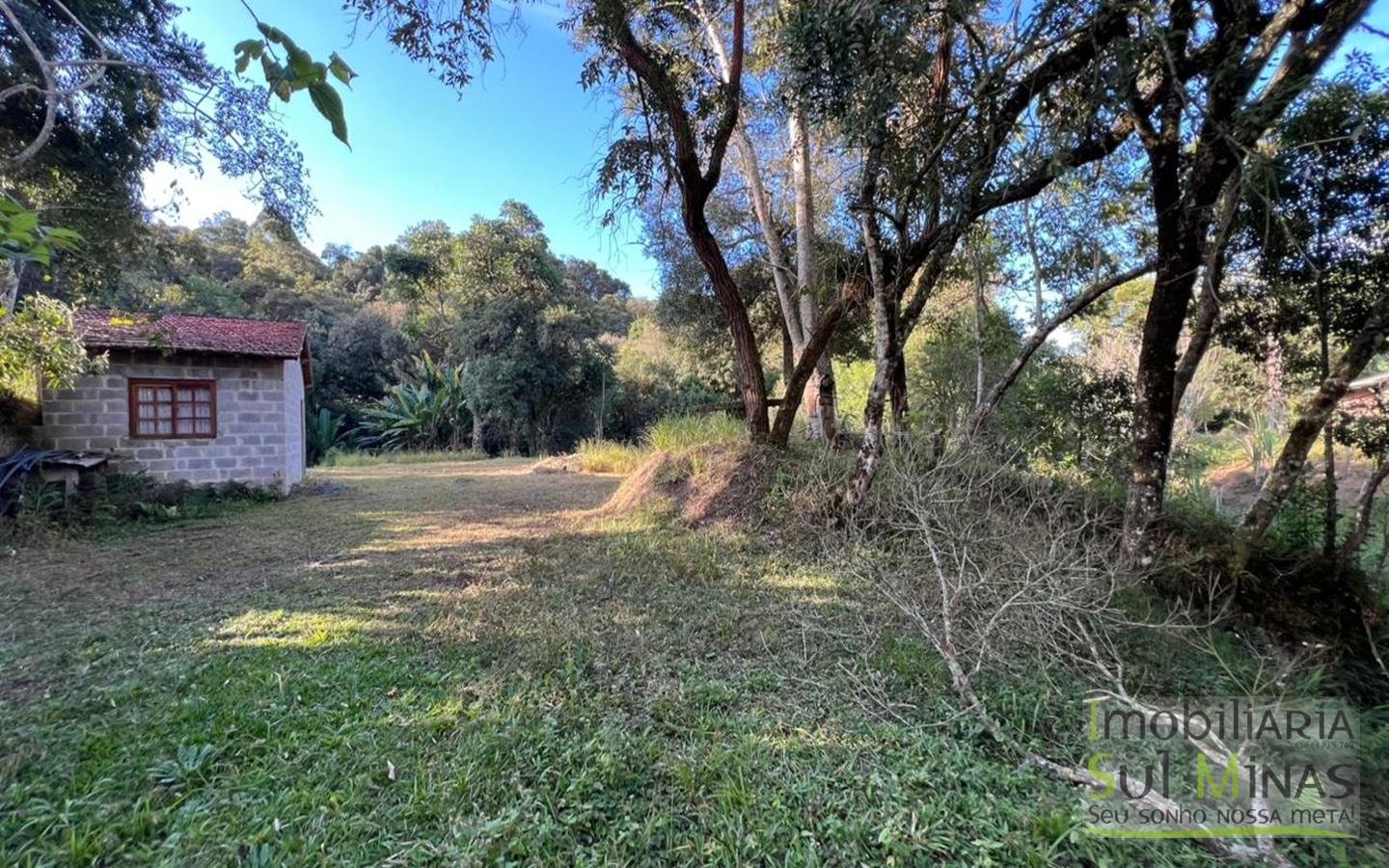 Chácara de 10.027m ² À Venda em Camanducaia apenas 3km da Fernão Dias cod2477 (9)