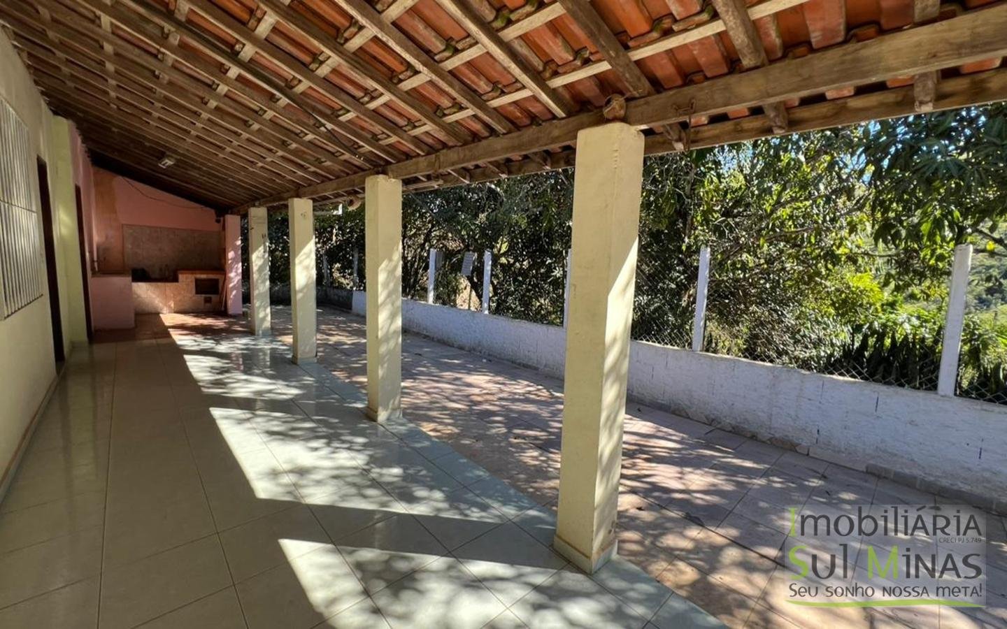 Chácara de 5000m ² a poucos metros da Fernão Dias À Venda em Cambuí MG cod2490 (26)