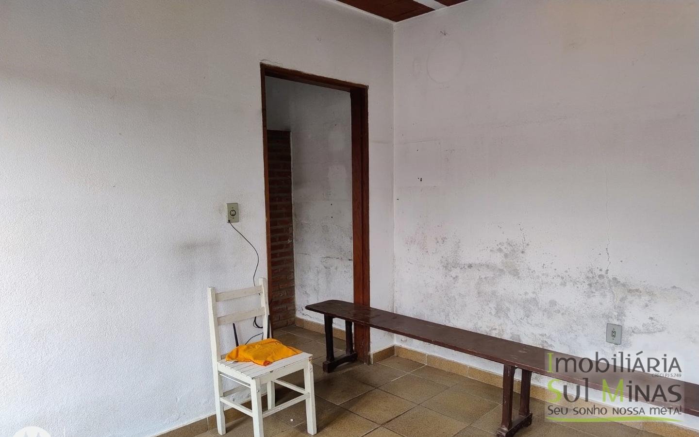 Linda Chácara de 8.000 m² à Venda em Camanducaia MG Cod. 1850 (3)