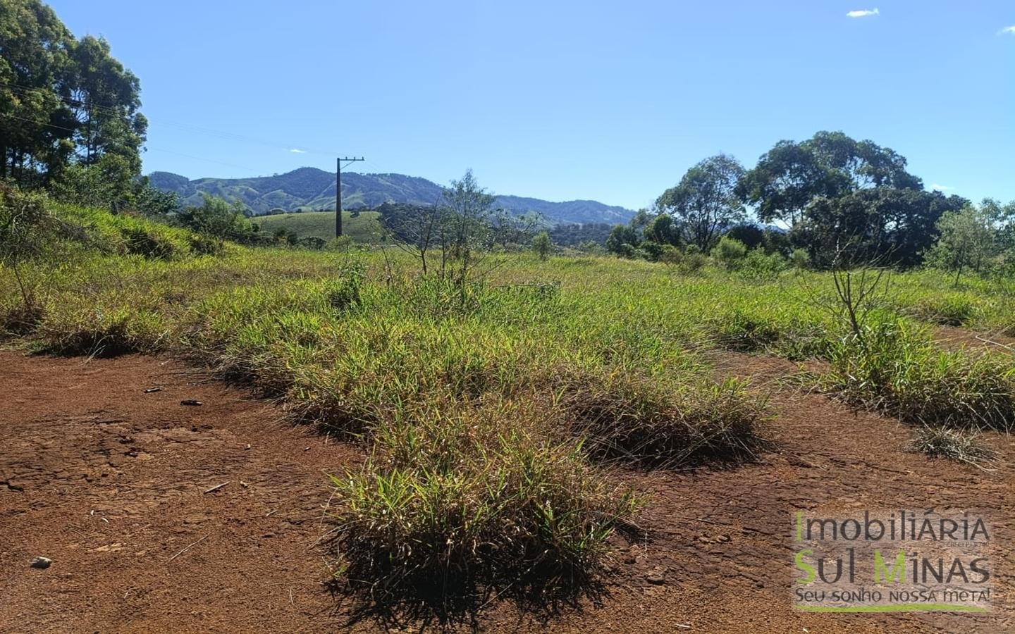 Terreno Urbano com Potencial para Galpão à Venda em CambuíMGcod2482 (5) Terreno Urbano com Potencial para Galpão à Venda em CambuíMGcod2482 (5)