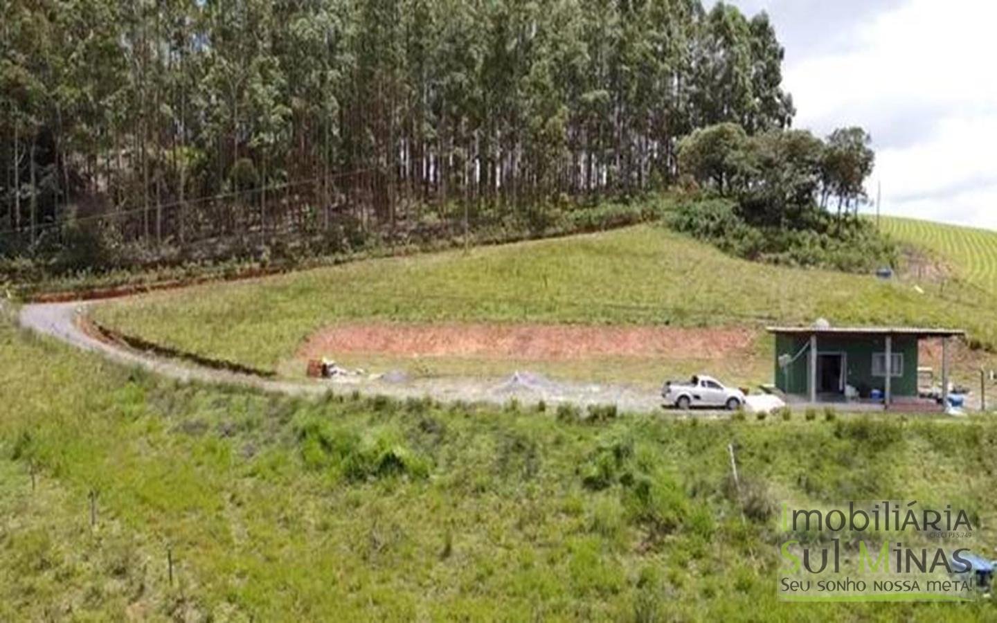 Terreno com 10,22 Hectares  Vista Espetacular a Venda em Senador Amaral MG Cód. 1702 (15)