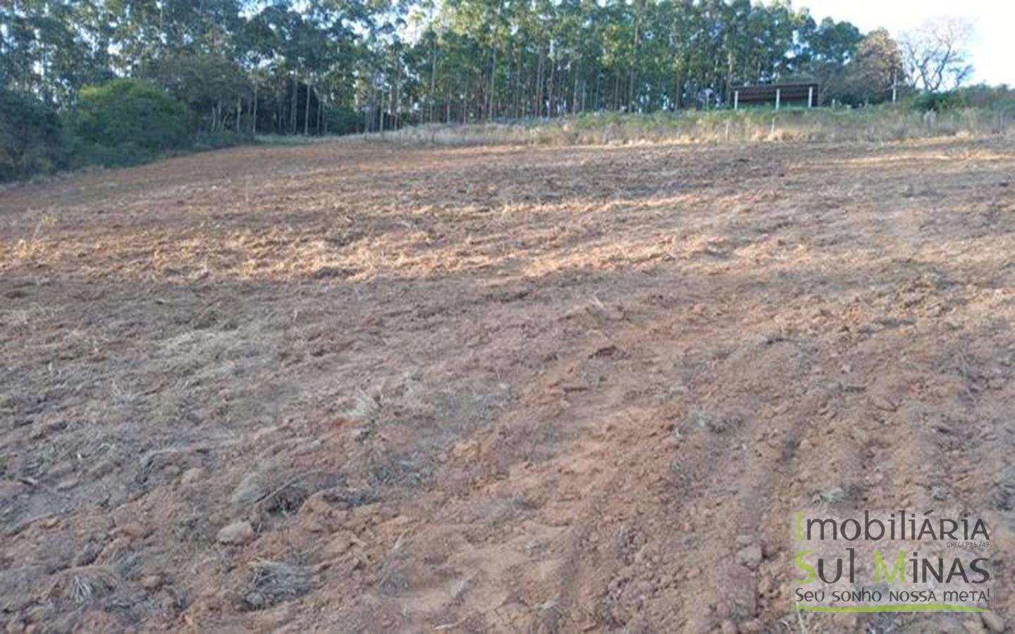 Terreno com 10,22 Hectares  Vista Espetacular a Venda em Senador Amaral MG Cód. 1702 (4)