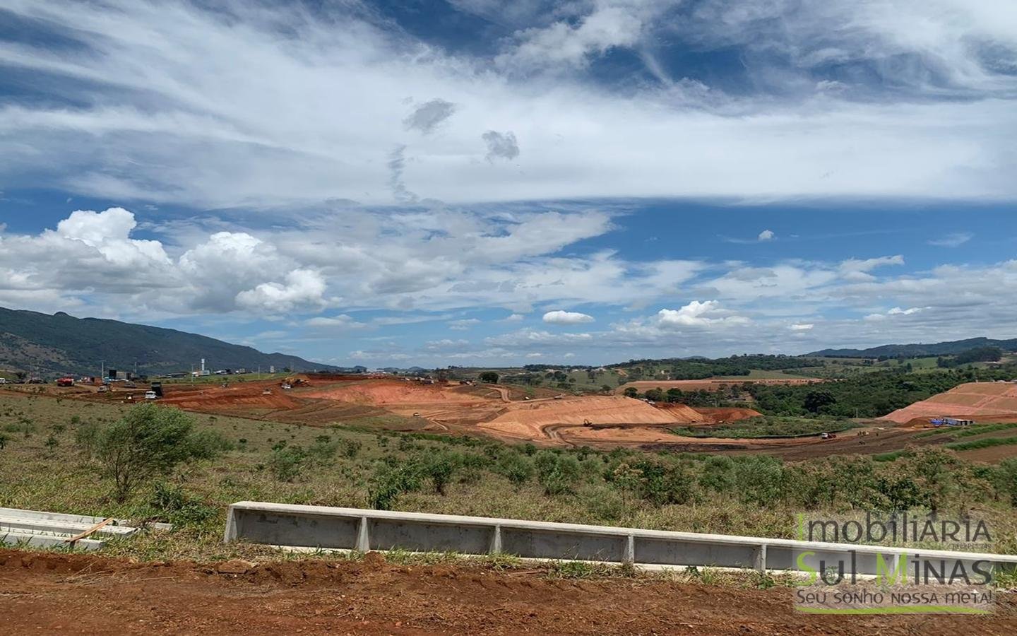 Terreno de 60.000m² a Venda em Extrema MG (3)