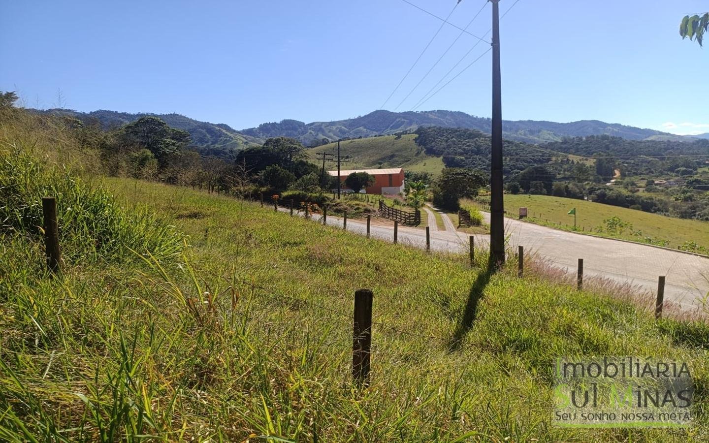 Terreno urbano com 7.500 m² À Venda em CambuíMG cod2482 (7)