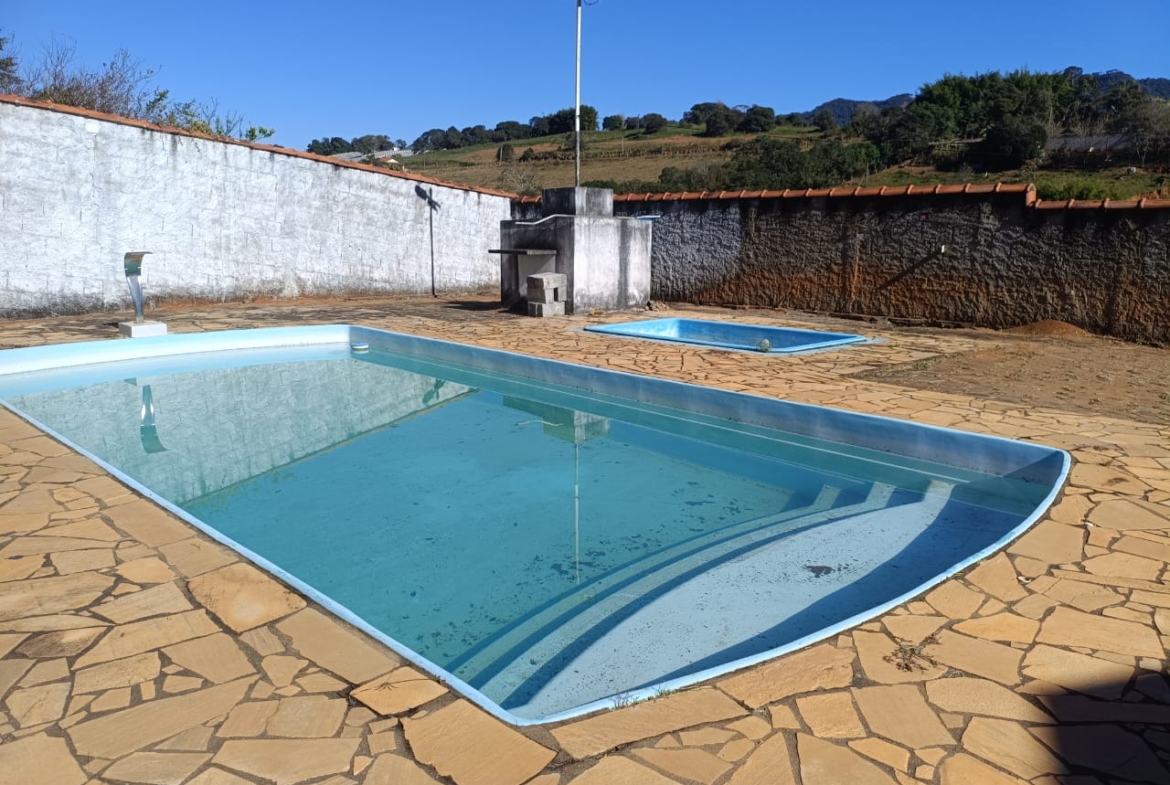 Chácara de 950m² com piscina e escritura a venda em Cambuí MG — foto 04
