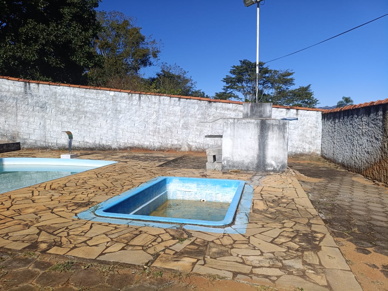 Chácara de 950m² com piscina e escritura a venda em Cambuí MG — 2503 — Foto 05 Chácara de 950m² com piscina e escritura a venda em Cambuí MG — foto 05