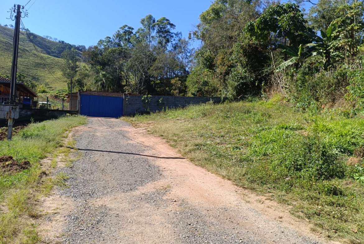 Terreno rural de 360m² a venda em Córrego do Bom Jesus MG — foto 02