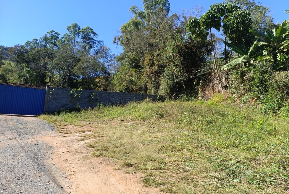 Terreno rural de 360m² a venda em Córrego do Bom Jesus MG — foto 03