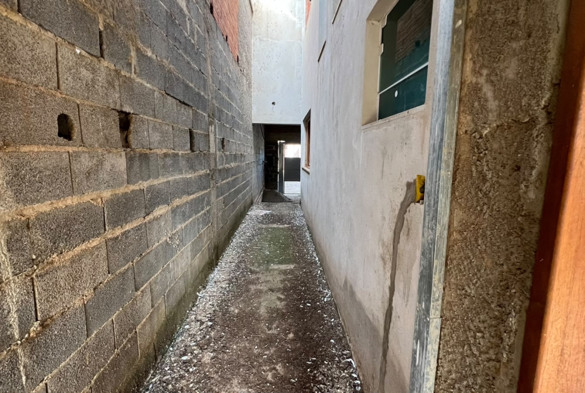 Casa semi acabada a 1km do centro, a venda em Cambui MG — foto 16