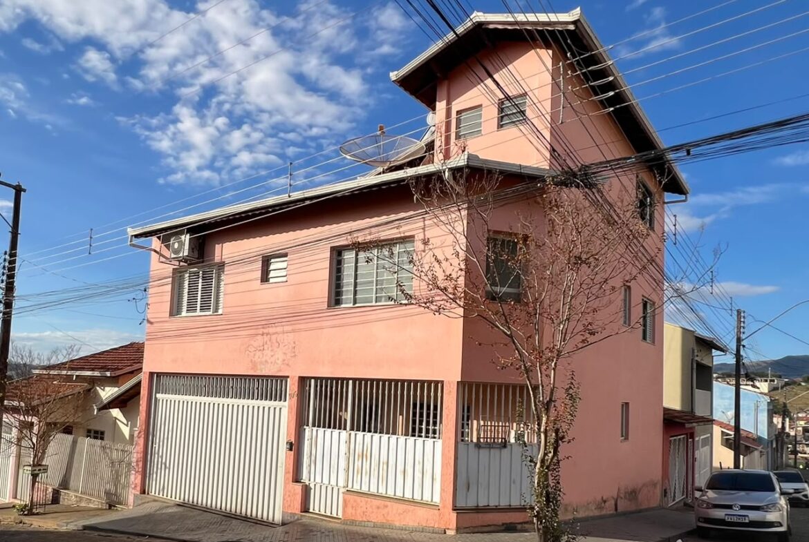 Imagem 01 da casa em Cambuí/MG — cód. 2511