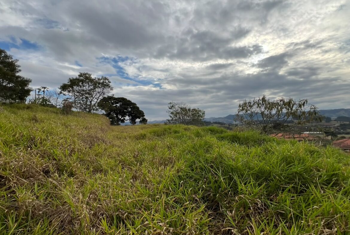 Imagem 05 do terreno em Cambuí/MG — cód. 2513