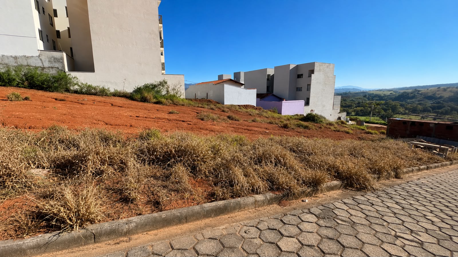 Imagem 01 do lote à venda em Cambuí/MG — cód. 2514