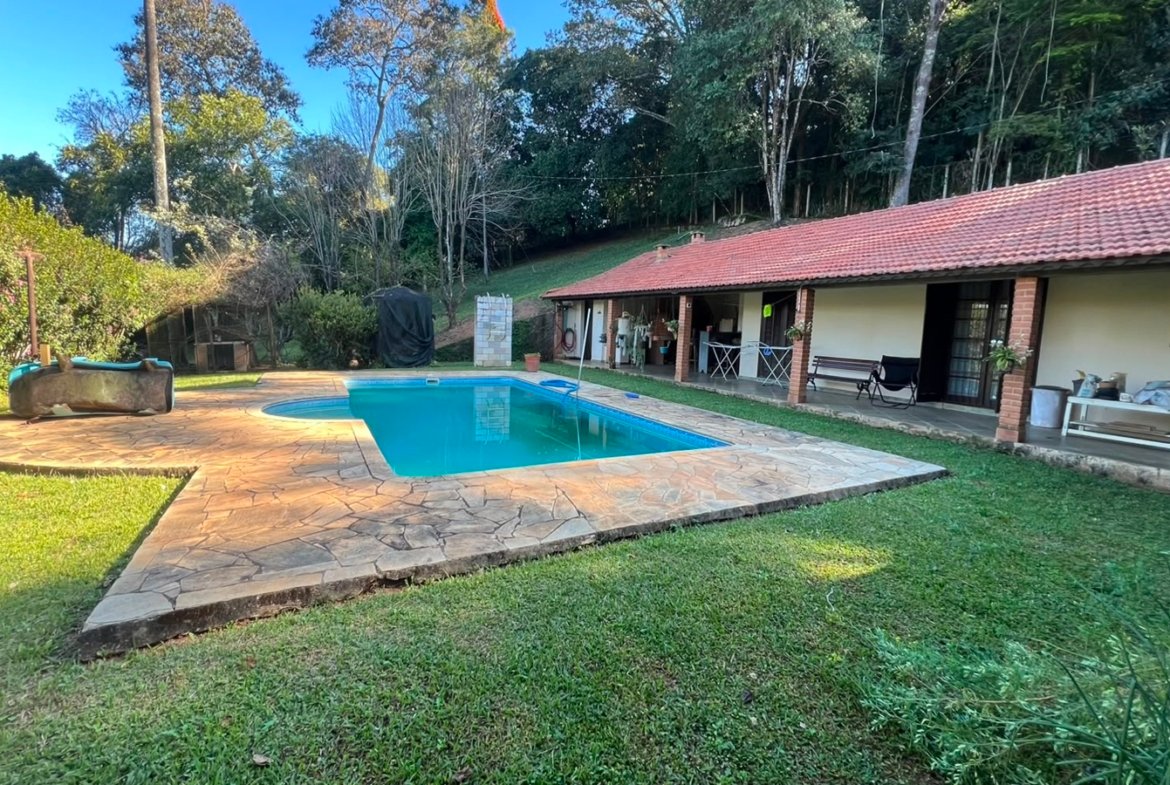 Chácara Exclusiva – 12.000 m² | Apenas 10 minutos da cidade!