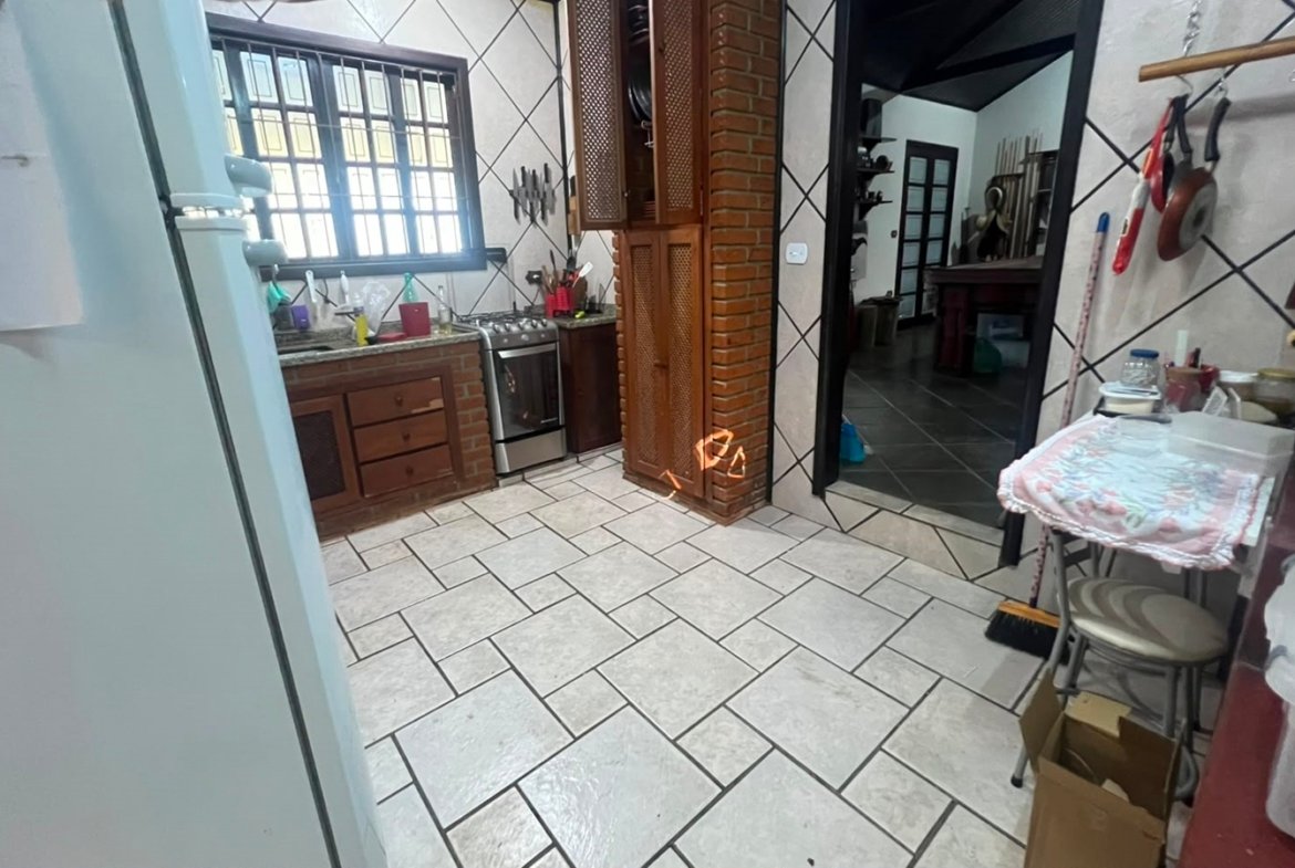 Chácara Exclusiva – 12.000 m² | Apenas 10 minutos da cidade!