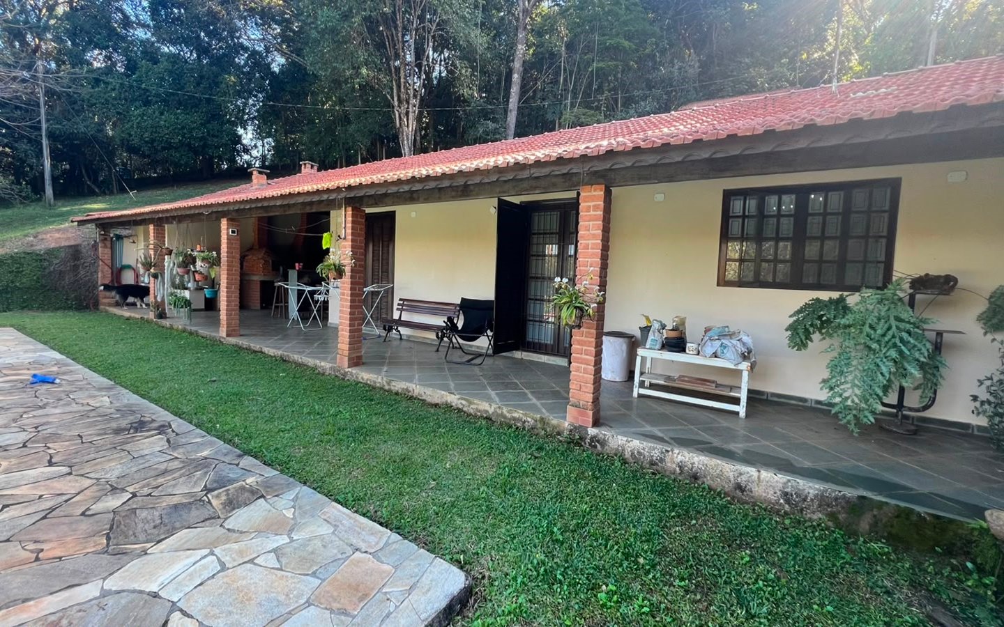 Chácara Exclusiva – 12.000 m² | Apenas 10 minutos da cidade!