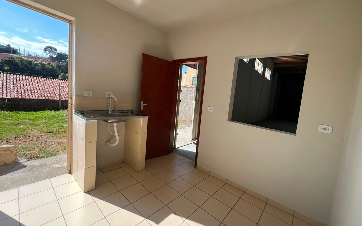 Salão comercial com 200m ² e Estacionamento Para Locação em Cambuí MG cod2499 (14) Salão comercial com 200m ² e Estacionamento Para Locação em Cambuí MG
