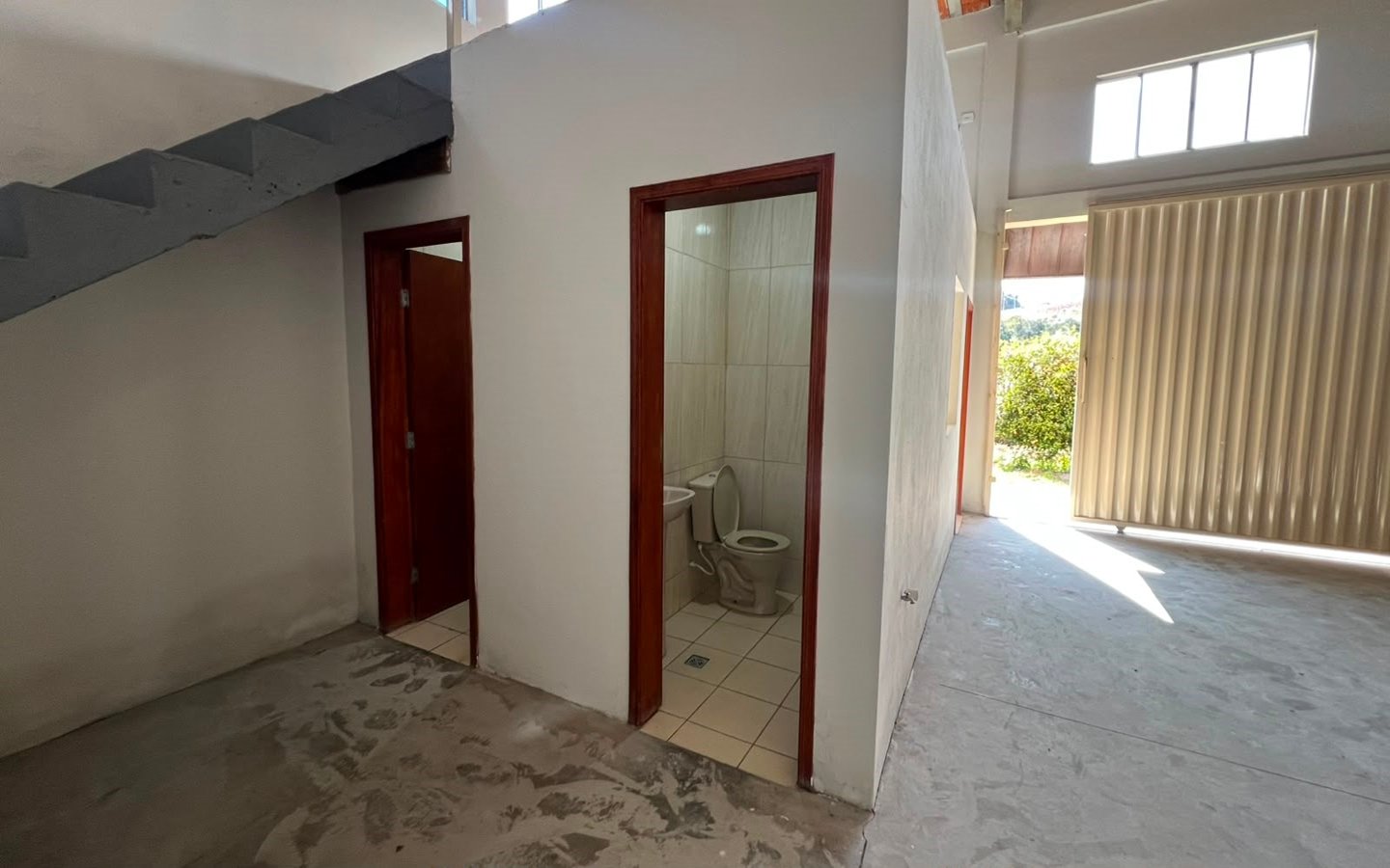 Salão comercial com 200m ² e Estacionamento Para Locação em Cambuí MG cod2499 (5) Salão comercial com 200m ² e Estacionamento Para Locação em Cambuí MG