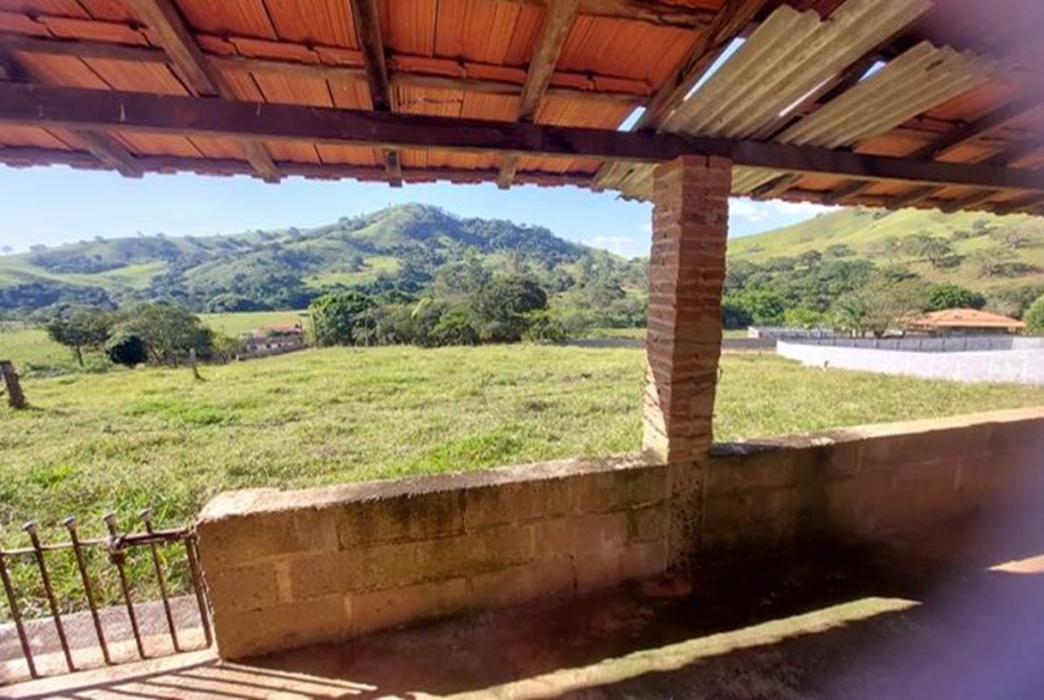 Terreno a 2km da Cachoeira com 2000 m² a Venda em Cambuí MG