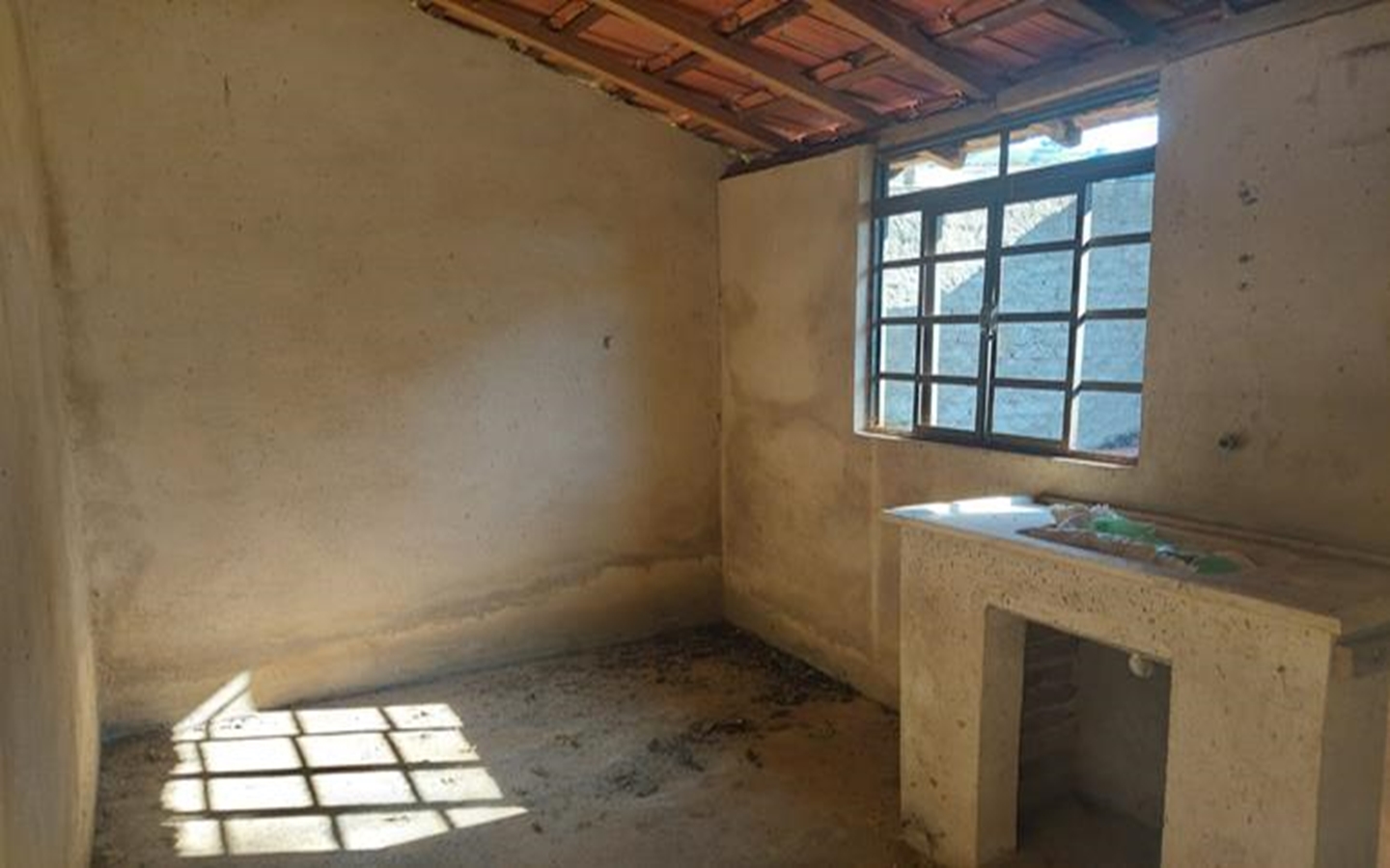Terreno a 2km da Cachoeira com 2000 m² a Venda em Cambuí MG Cód. 1688 (16) Terreno a 2km da Cachoeira com 2000 m² a Venda em Cambuí MG