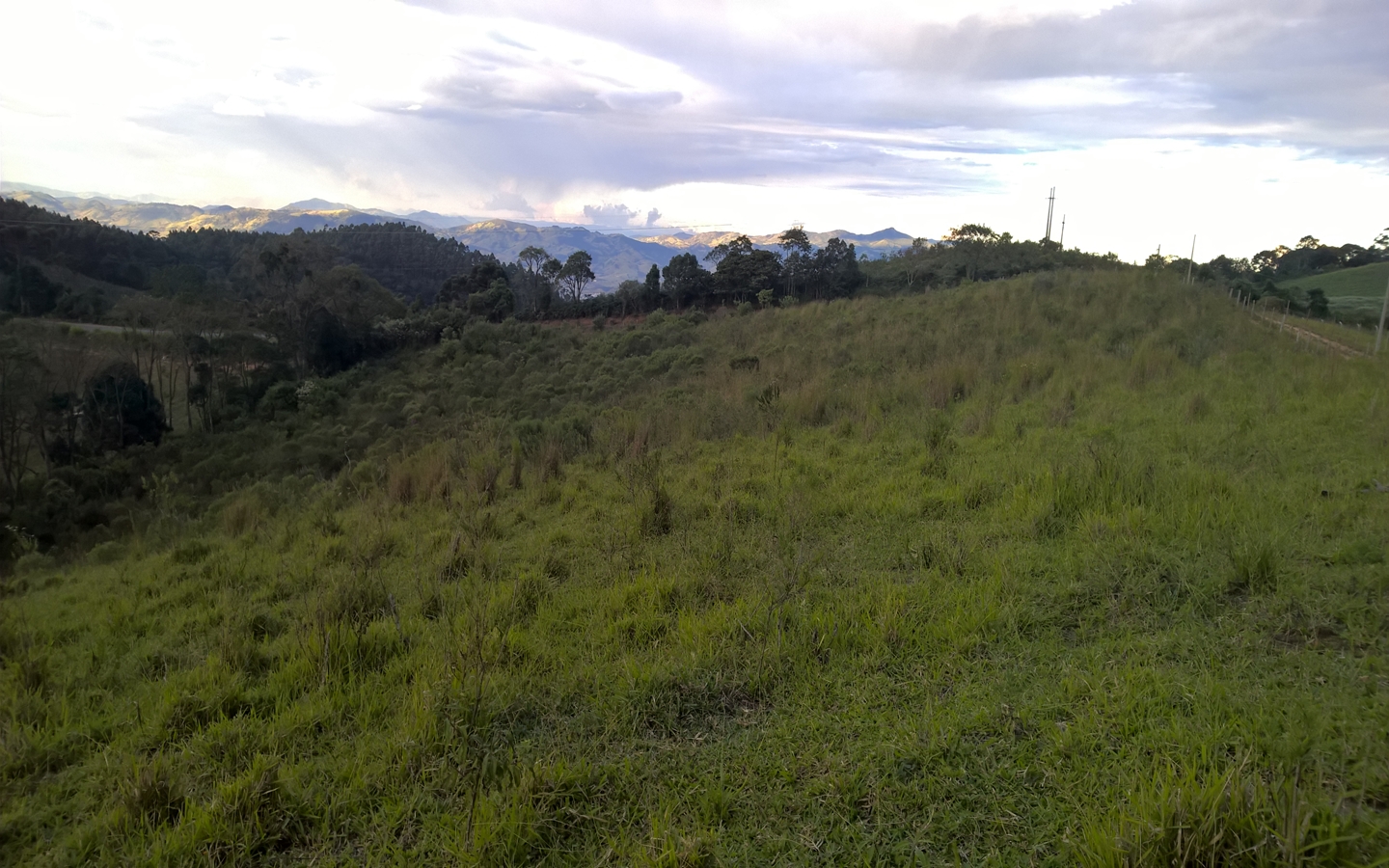 Terreno nas margens da Pista em Senador Amaral Vista 360º