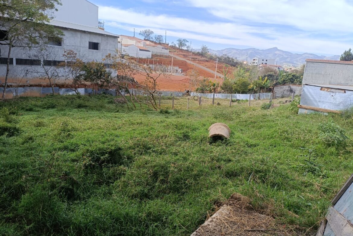 Imagem 03 do terreno à venda em Cambuí/MG — cód. 2519