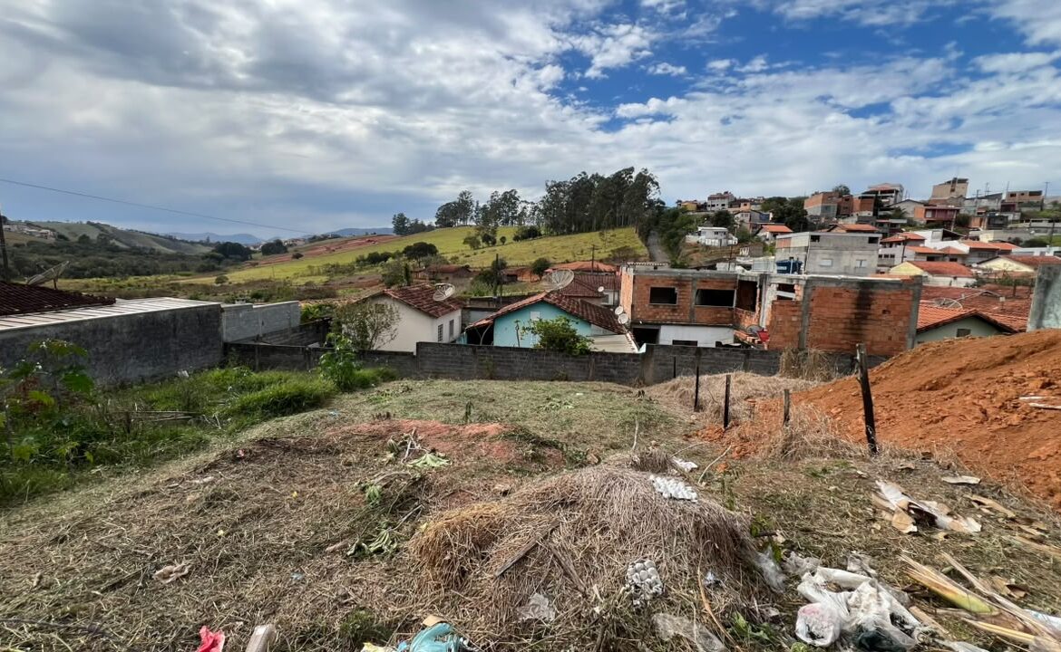 Imagem 04 do lote à venda em Cambuí/MG — cód. 2521