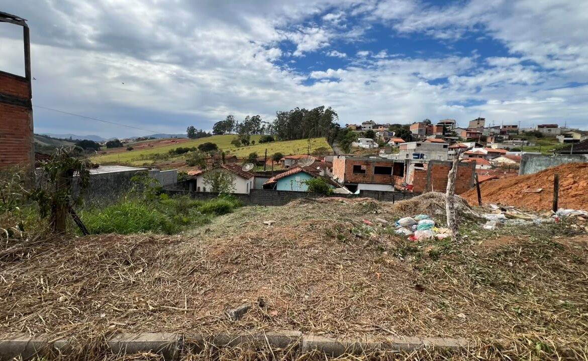 Imagem 05 do lote à venda em Cambuí/MG — cód. 2521